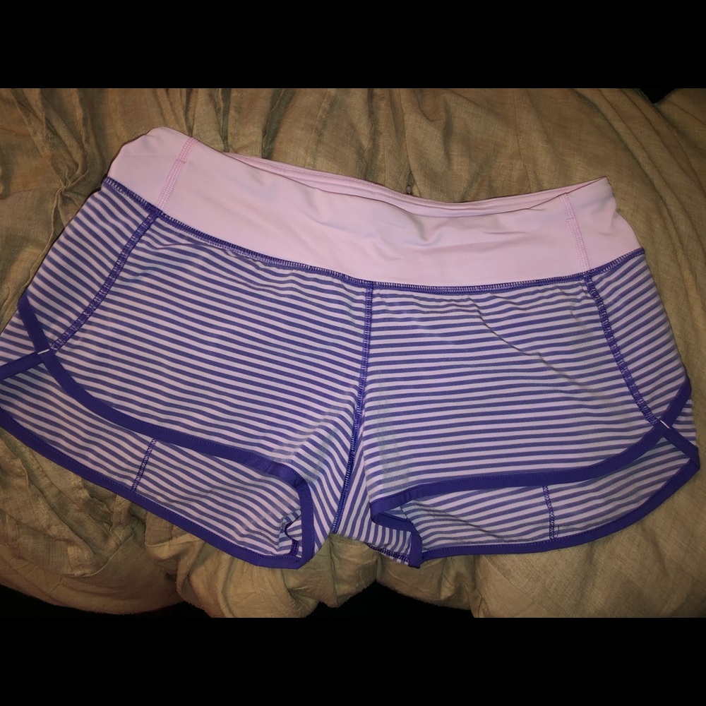 Lululemon shorts size 6